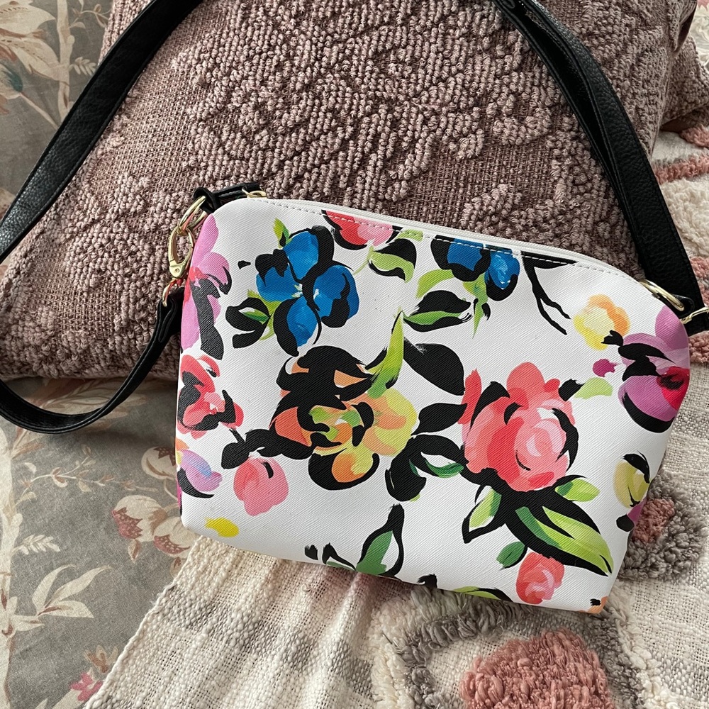 Shoulder bag